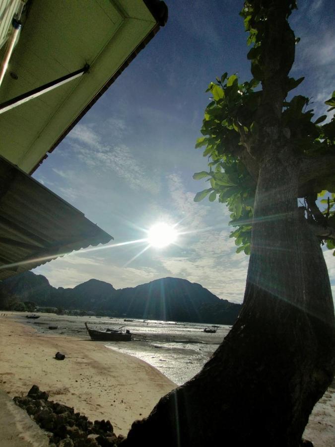 Dalum Beachhouse Phi Phi Don Exterior foto